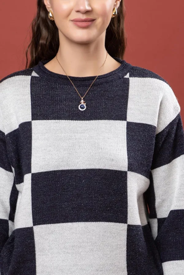 Navy_Blue_Women_Round_Neck_Colour_Block_Sweater_100%_Wool_Winter_Wear_Pullover
