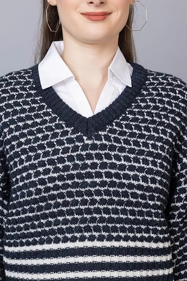 Navy_Blue_Winter_Wear_Stylish_Trendy_Regular_Fit_V_Neck_Full_Sleeve_100%_Woolen_Sweater_For_Womens_And_Girls