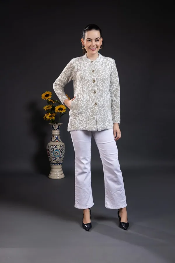 Pista_Women_Woolen_Round_Neck_Self_Design_Cardigan