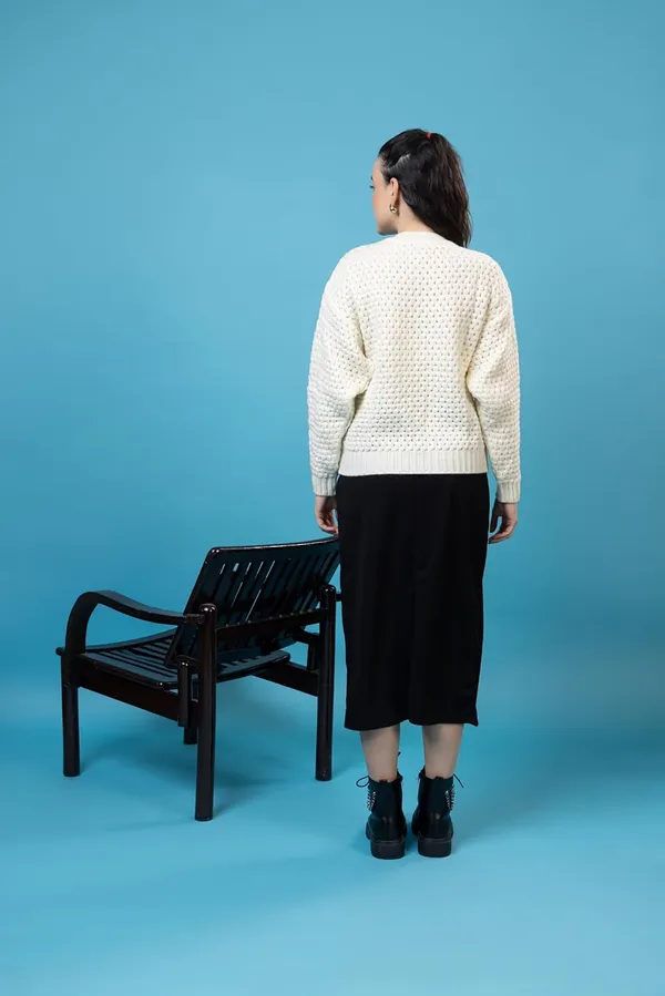 White_Women_100%_Wool_Pullover_Sweater_Relaxed_Fit_Turtle_Neck_Sweater_Full_Sleeve_Stylish_Winter_Wear