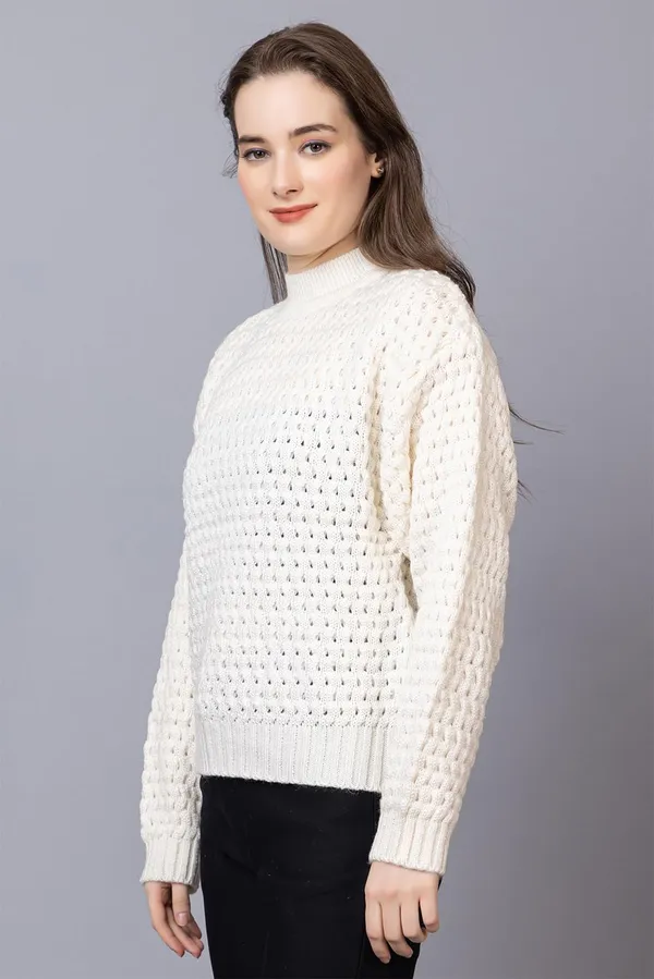 White_Women_Pullover_Sweater_Relaxed_Fit_For_Winter_Wear