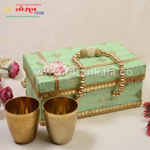 Brass_Gift_Box_For_Decoration