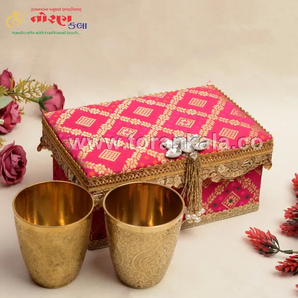 Brass_Gift_Box_For_Decoration