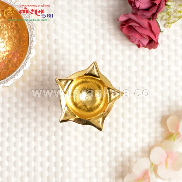 Golden_Brass_Diya_For_Decoration