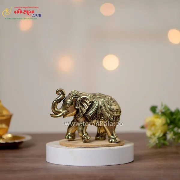 Brass_Light_Weight_Elephant_Statue_For_Decoration