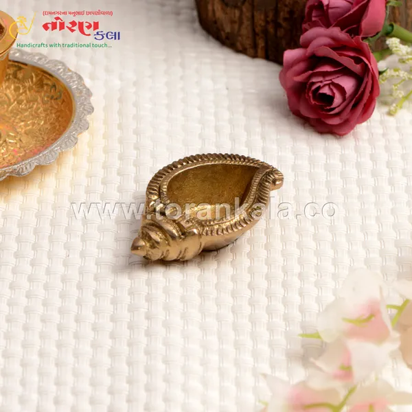 Golden_Brass_Diya_For_Decoration