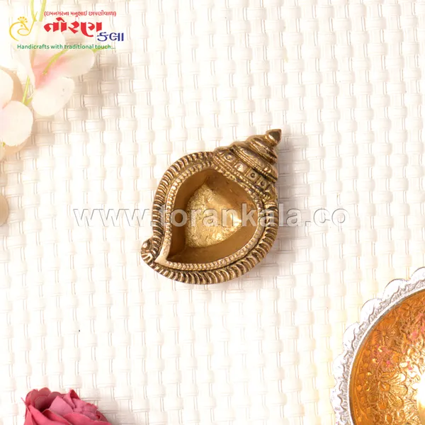 Golden_Brass_Diya_For_Decoration