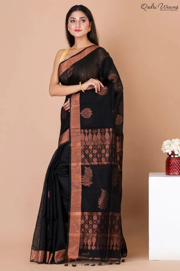 Handloom_Black_Matka_Silk_Saree_With_Zari_Work