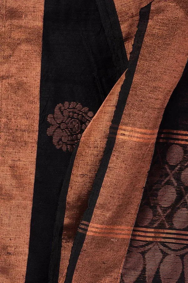 Handloom_Black_Matka_Silk_Saree_With_Zari_Work