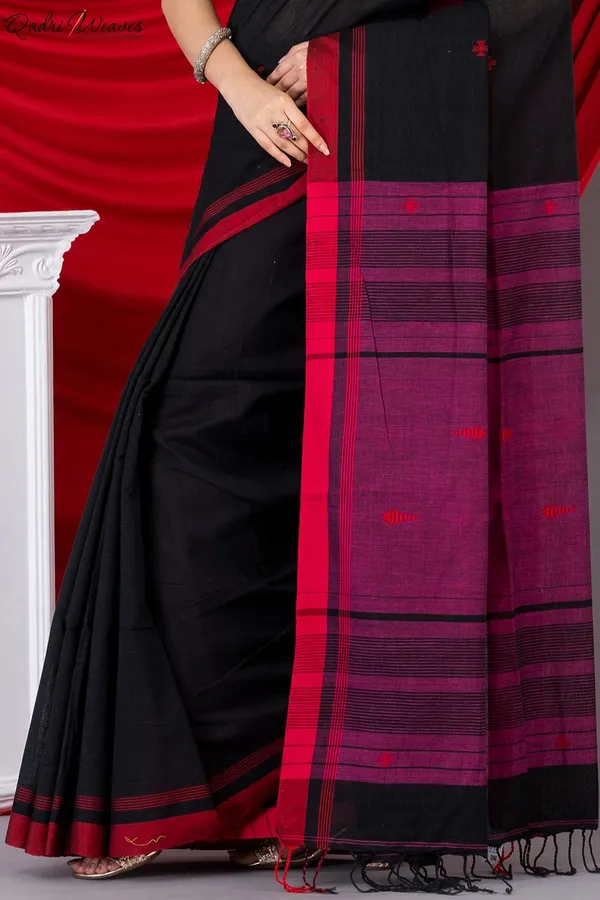 Handloom_Black_&_Purple_Fish_Motif_Premium_Khadi_Cotton_Saree