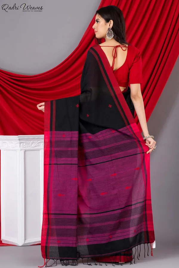 Handloom_Black_&_Purple_Fish_Motif_Premium_Khadi_Cotton_Saree