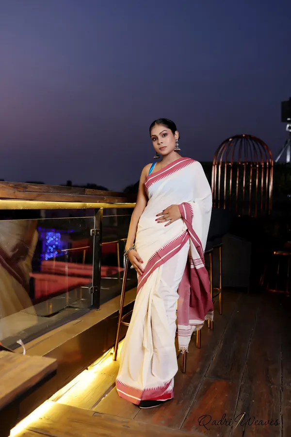 Handloom_Cream_And_Blush_Premium_Cotton_Saree