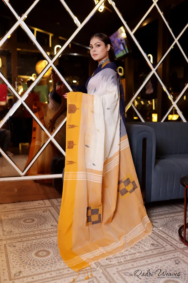 Handloom_Cream_And_Orange_Premium_Cotton_Box_Design_Ikat_Saree