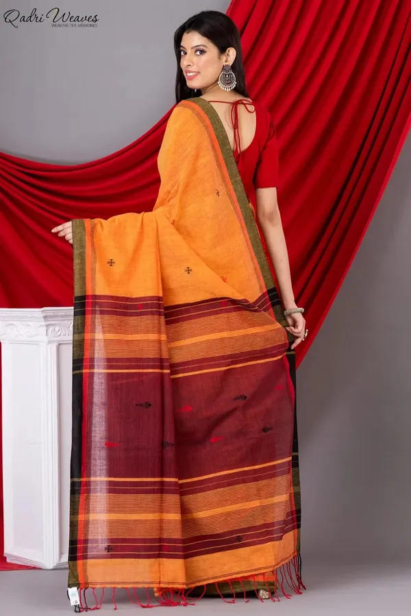 Handloom_Fire_&_Maroon_Fish_Motif_Premium_Khadi_Cotton_Saree