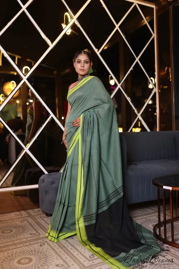 Handloom_Hunter_Green_Premium_Cotton_Saree