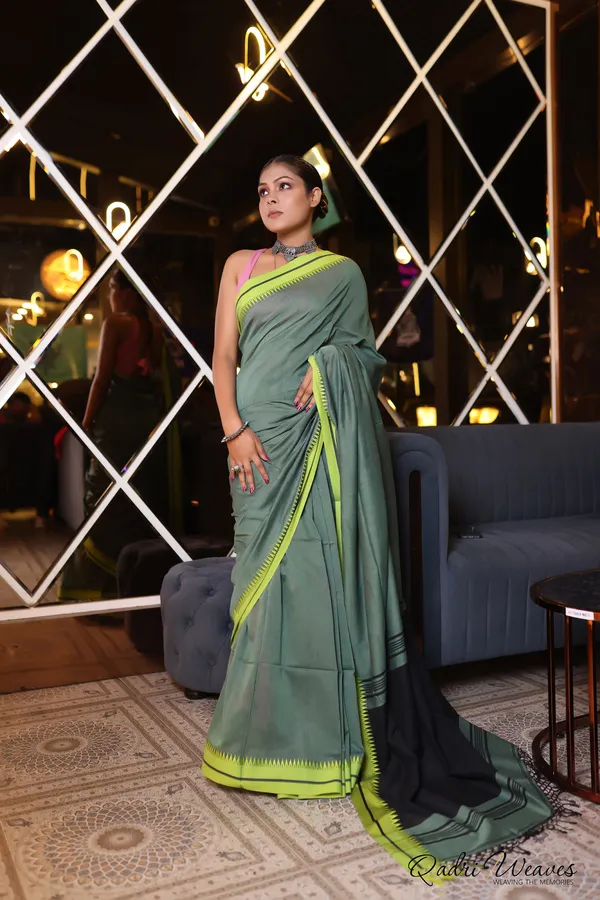 Handloom_Hunter_Green_Premium_Cotton_Saree
