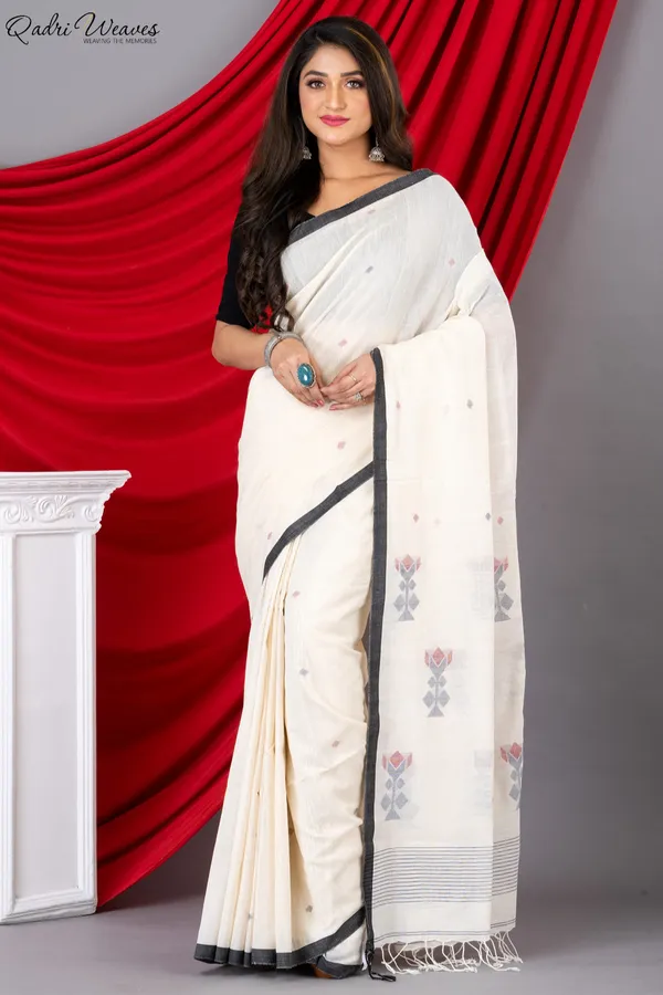 Cream_Khadi_Cotton_Premium_&_Elegant_Saree_For_Women