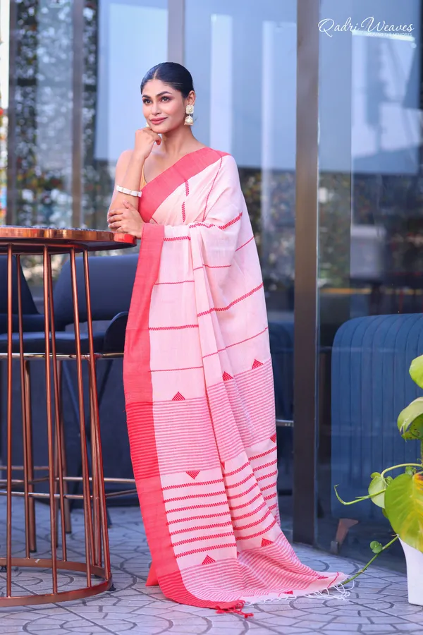 Handloom_Light_Red_Kantha_Design_With_Stylish_Striped_Pallu_Premium_Cotton_Saree