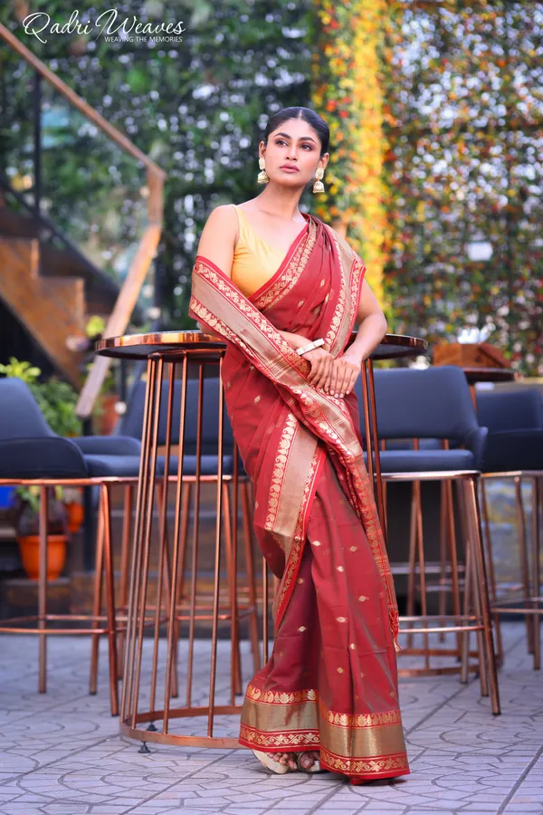 Handloom_Maroon_Premium_Cotton_With_Golden_Zari_Work_Saree