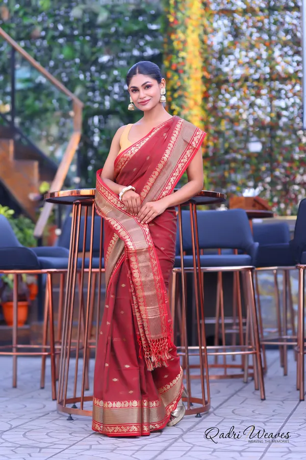 Handloom_Maroon_Premium_Cotton_With_Golden_Zari_Work_Saree
