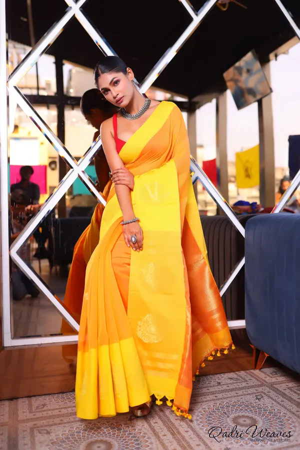 Handloom_Orange_Yellow_Luxury_Banarasi_Cotton_With_Golden_Zari_Work_Saree
