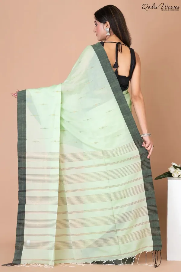 Handloom_Pastel_Green_Khadi_Silk_Saree_With_Black_Border