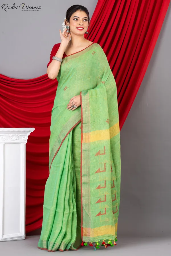 Handloom_Pear_Green_Pure_Linen_Jamdani_&_Fish_Motif_All_Saree