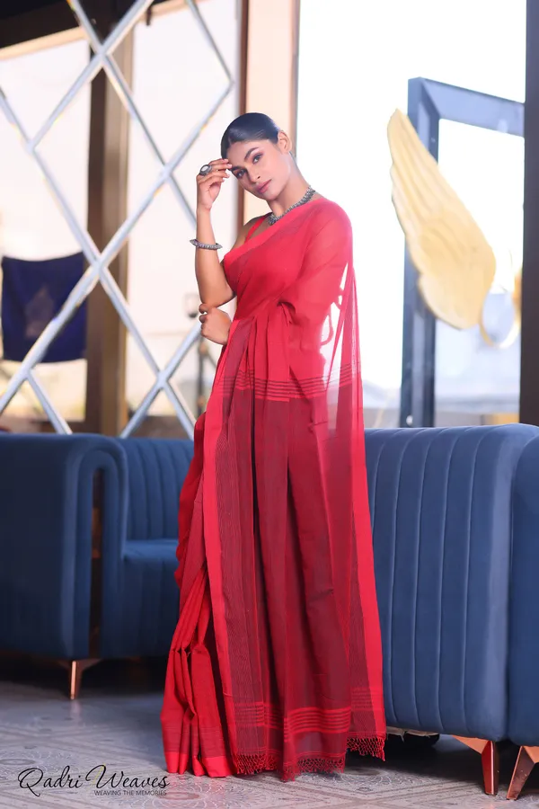 Handloom_Red_Mini_Check_Premium_Cotton_With_Saree