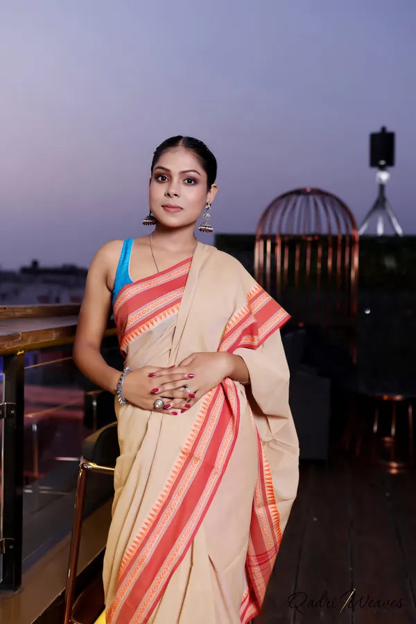 Handloom_Sand_Brown_With_Striped_Pallu_And_Elegant_Temple_Border_Saree