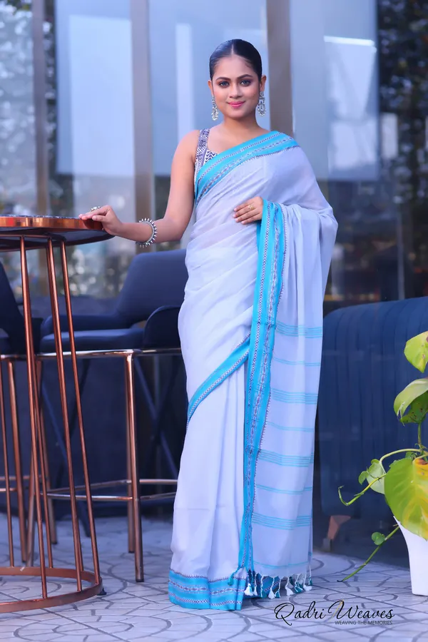Handloom_Silver_Grey_Pure_Cotton_Striped_With_Border_Work_Saree_With_Blouse