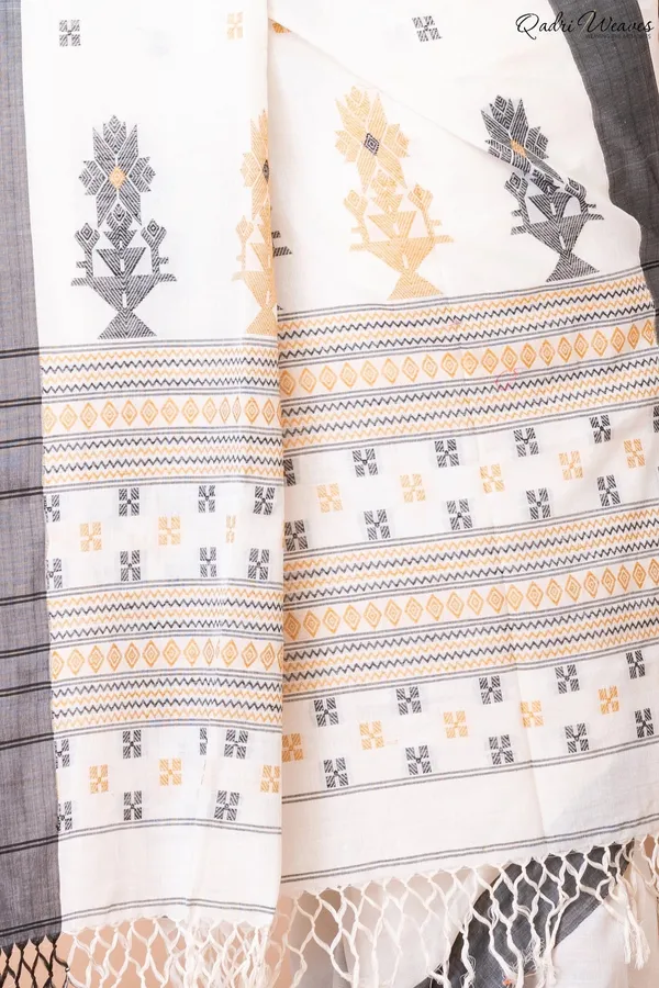 White_Cotton_Premium_&_Elegant_Saree_For_Women
