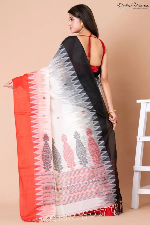 Handloom_White_&_Red_Pure_Cotton_Ikat_Saree