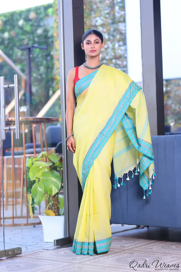Handloom_Yellow_Pure_Cotton_Striped_With_Border_Work_Saree_With_Blouse