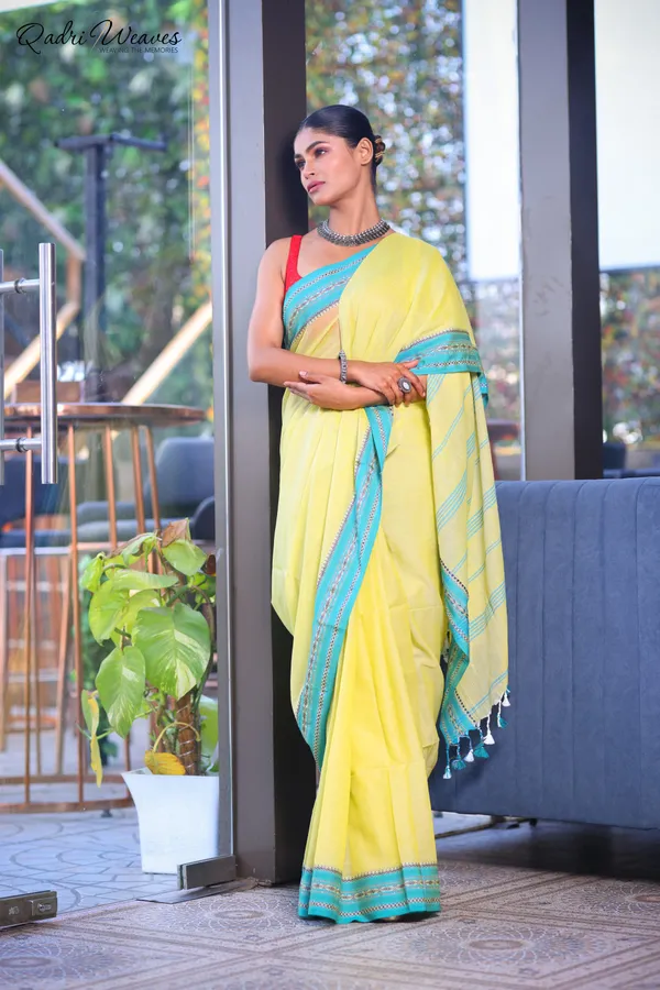 Handloom_Yellow_Pure_Cotton_Striped_With_Border_Work_Saree_With_Blouse