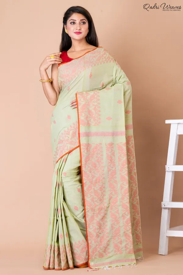 Green_Cotton_Premium_&_Elegant_Saree_For_Women