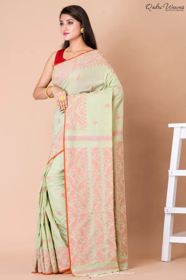 Green_Cotton_Premium_&_Elegant_Saree_For_Women