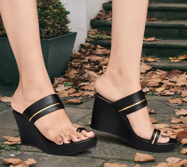 THE_ARWAH_Fancy_Wedges_For_Women
