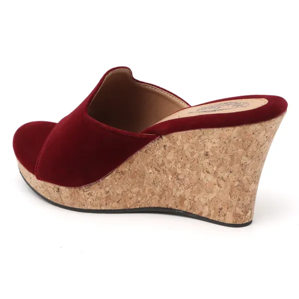 Red_Comfortable_Synthetic_Wedges_For_Women