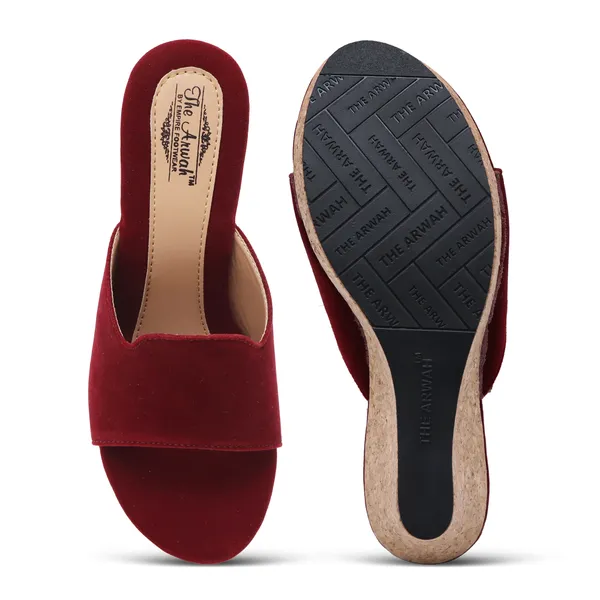 Red_Comfortable_Synthetic_Wedges_For_Women