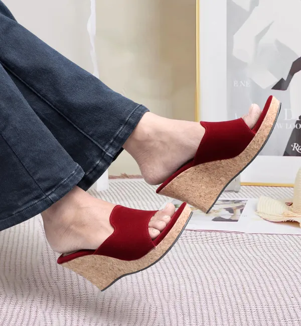Red_Comfortable_Synthetic_Wedges_For_Women