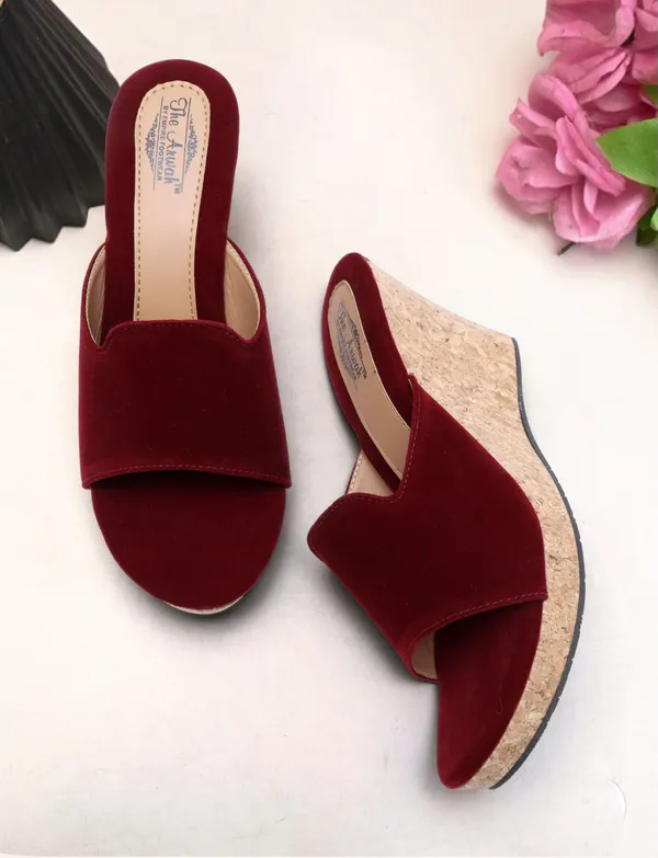 Red_Comfortable_Synthetic_Wedges_For_Women