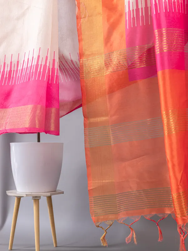 Soft_Tussar_Silk_sarees_with_Beautiful_Digital_Print_With_Attractive_Checks_Design_Saree_And_Digital_Print_Blouse_With_Tassels