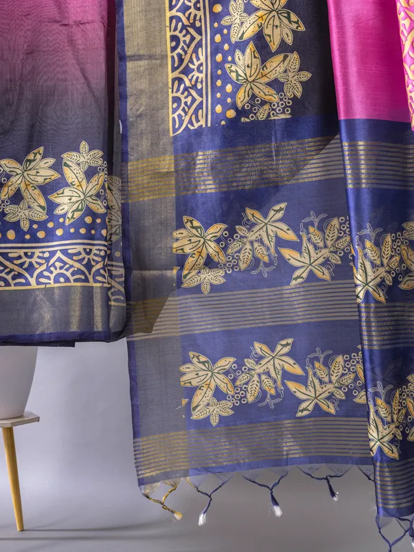 Soft_Tussar_Silk_sarees_with_Beautiful_Digital_Print_With_Attractive_Checks_Design_Saree_And_Digital_Print_Blouse_With_Tassels