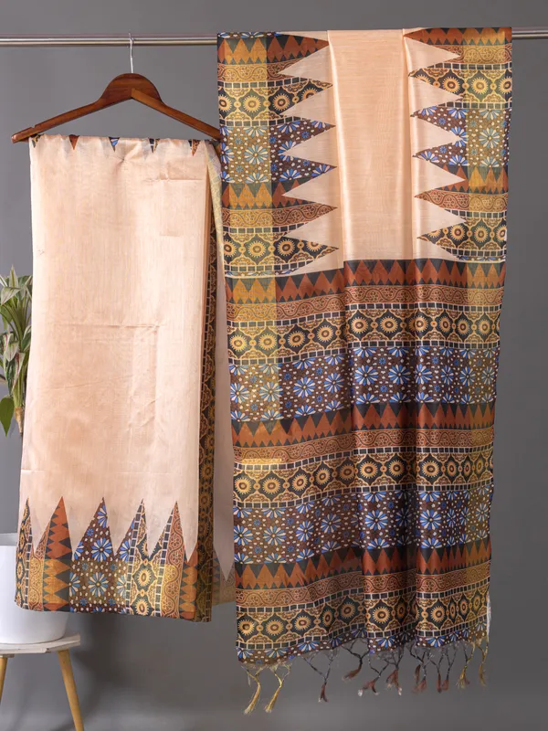 Soft_Tussar_Silk_sarees_with_Beautiful_Digital_Print_With_Attractive_Checks_Design_Saree_And_Digital_Print_Blouse_With_Tassels