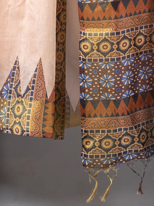 Soft_Tussar_Silk_sarees_with_Beautiful_Digital_Print_With_Attractive_Checks_Design_Saree_And_Digital_Print_Blouse_With_Tassels
