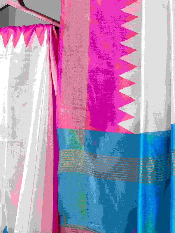 Soft_Tussar_Silk_sarees_with_Beautiful_Digital_Print_With_Attractive_Checks_Design_Saree_And_Digital_Print_Blouse_With_Tassels