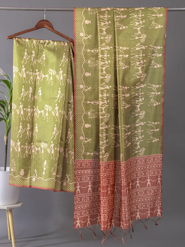 Soft_Tussar_Silk_sarees_with_Beautiful_Digital_Print_With_Attractive_Checks_Design_Saree_And_Digital_Print_Blouse_With_Tassels