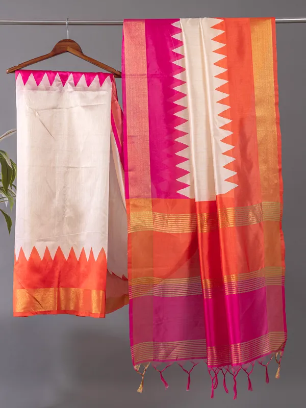 Soft_Tussar_Silk_sarees_with_Beautiful_Digital_Print_With_Attractive_Checks_Design_Saree_And_Digital_Print_Blouse_With_Tassels