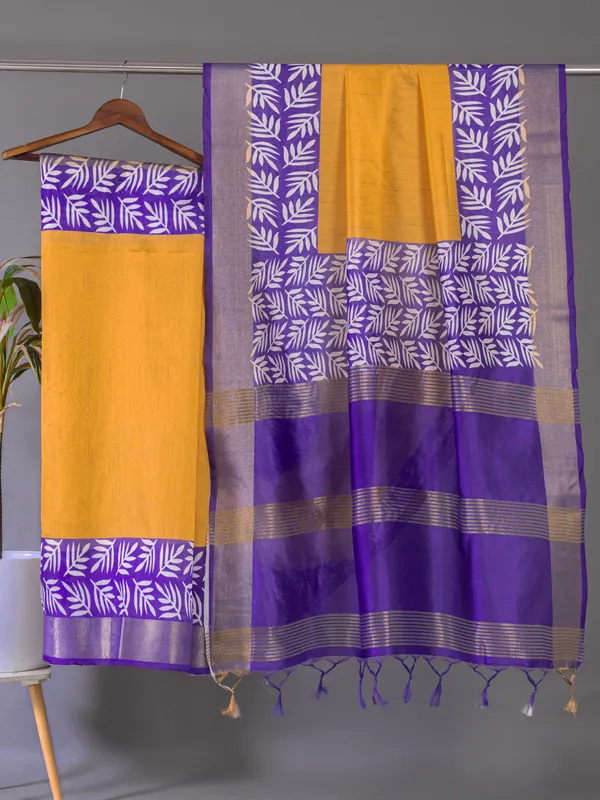 Soft_Tussar_Silk_sarees_with_Beautiful_Digital_Print_With_Attractive_Checks_Design_Saree_And_Digital_Print_Blouse_With_Tassels