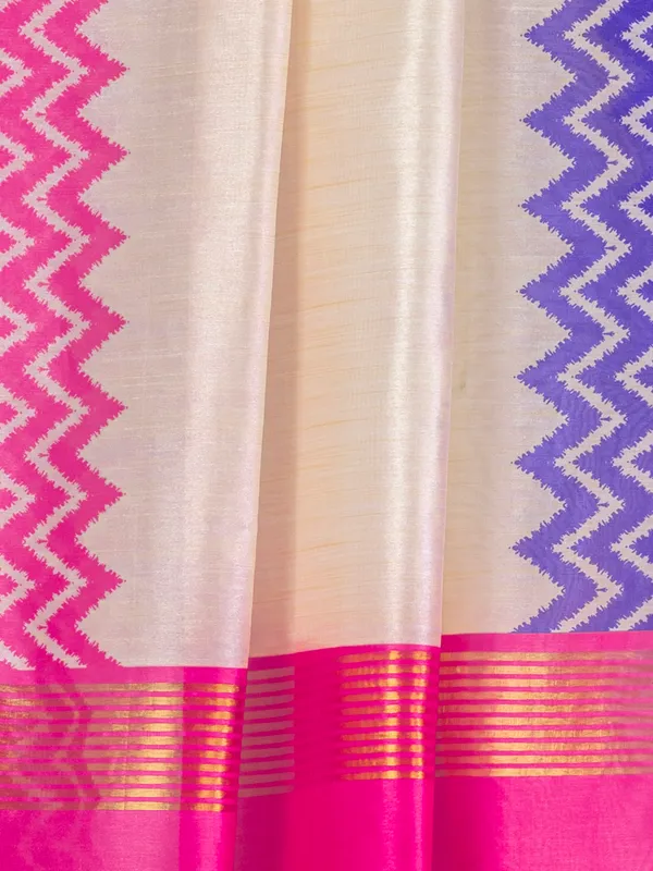 Soft_Tussar_Silk_sarees_with_Beautiful_Digital_Print_With_Attractive_Checks_Design_Saree_And_Digital_Print_Blouse_With_Tassels